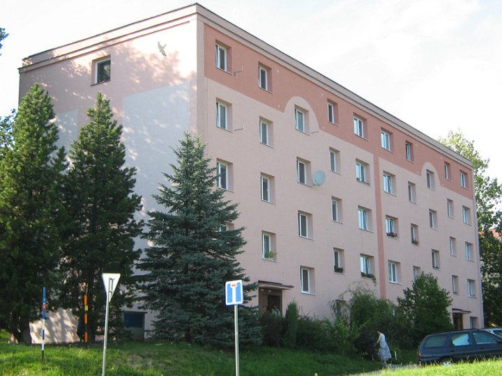 693_01.jpg